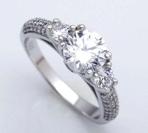 ***BEAUTIFUL 925 SILVER CZ ENGAGEMENT RING***SIZE 6