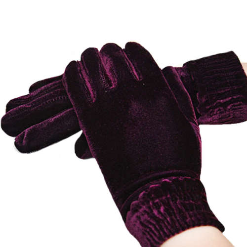 Glamorous Velvet Gloves For Any Occasion