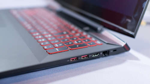 Lenovo Y700