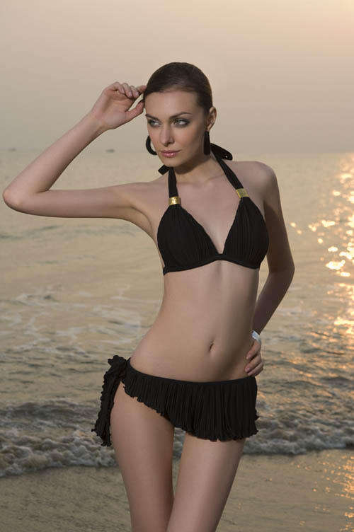 Black Two Piece Costume with Skirt Bottom - size 30-32