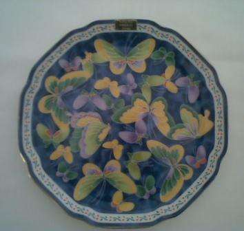 Imari Blue Butterfly Japanese Plate 19cm across