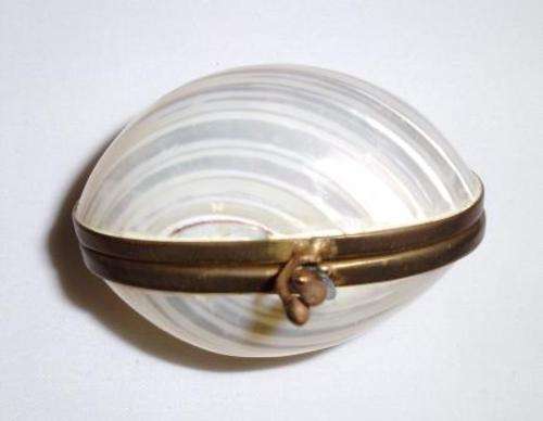 Shell like Mother of Pearl Trinket Box