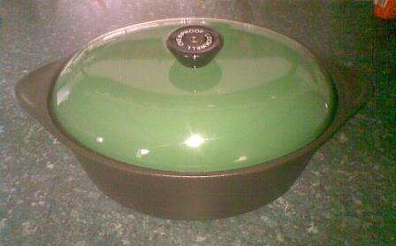 Cookwell Oven Proof no 11 Oval Cast Iron Pot 38cm Across and 13cm Deep