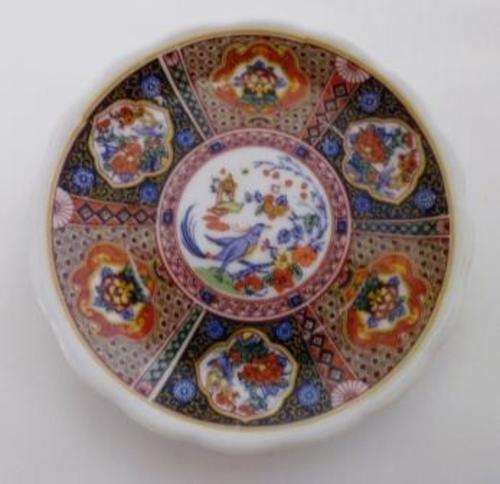 Small Imari  Ware Plate 8.5cm Across with Scalopped Edge