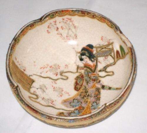 Collectors item Japanese bowl  chip at rim