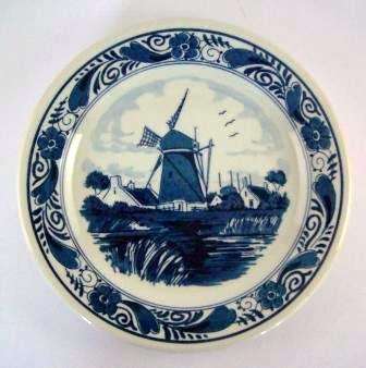 Blauw Delft Wall Hanging Plate Made in Holland