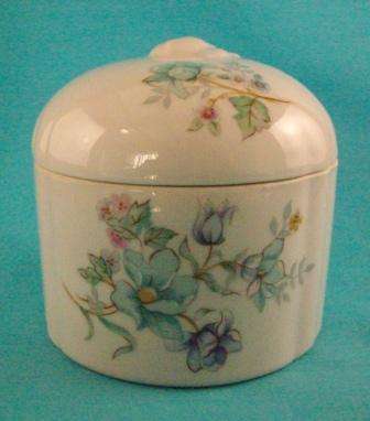 Ceramic Trinket Box/Talc Container Made in Japan for Elizabeth Arden
