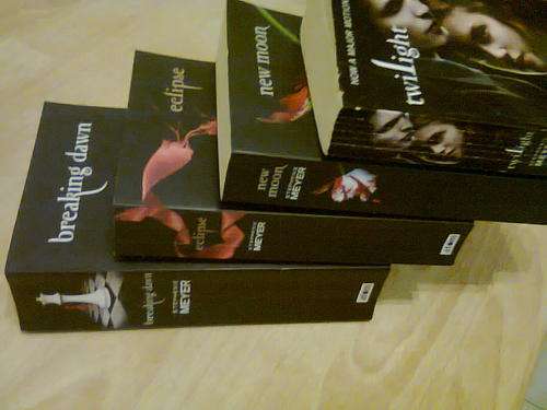 Twilight, New Moon, Eclipse & Breaking Dawn AMAZING DEAL