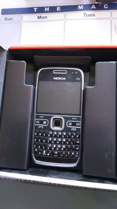Nokia E72