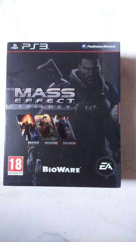 Mass effect 1,2 and 3 boxset PS3
