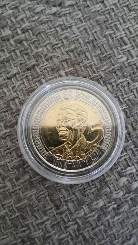 60 X 90th birthday R5 Mandela coins - In Capsules. Price for all 60!!!