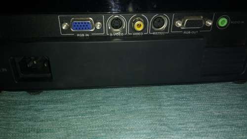 LG BS275 Data projectors (NOTE: THESE PROJECTORS HAVE DEAD PIXELS AS PER THE PICTURES)