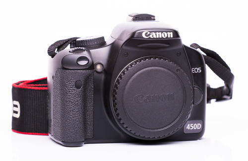 Canon EOS 450D + Lens + Acc Bundle