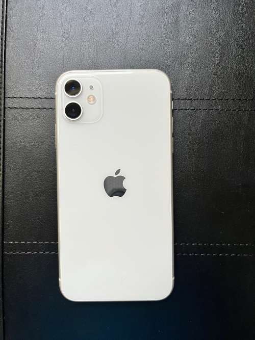 iPhone 11 - Great deal!