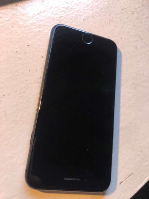 iPhone 8 64GB