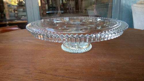 Stunning Vintage Cake Stand  ( Gold Inlay )