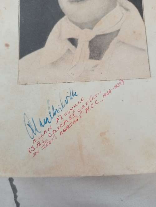Allan Melville SA cricket captain 1938/9 original autograph