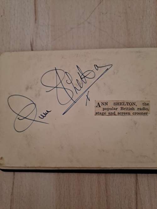 Anne Shelton,British singer, original autograph