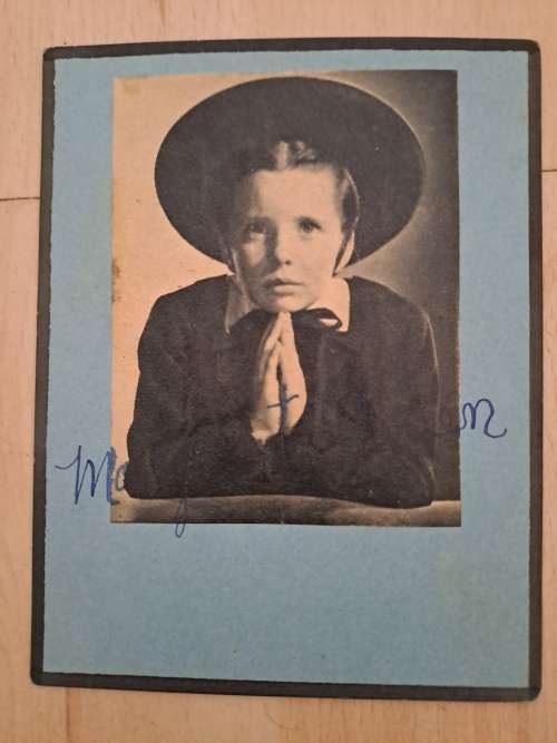 Margaret O` brien,American child movie star,original autograph