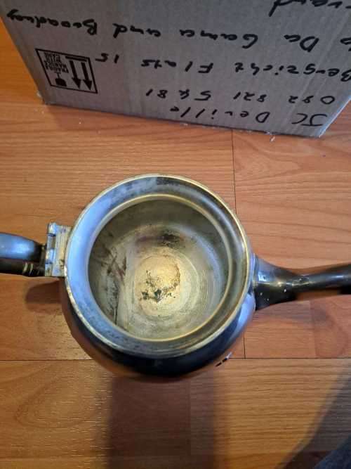 Hadj Bennani metal Argente Tea Kettle