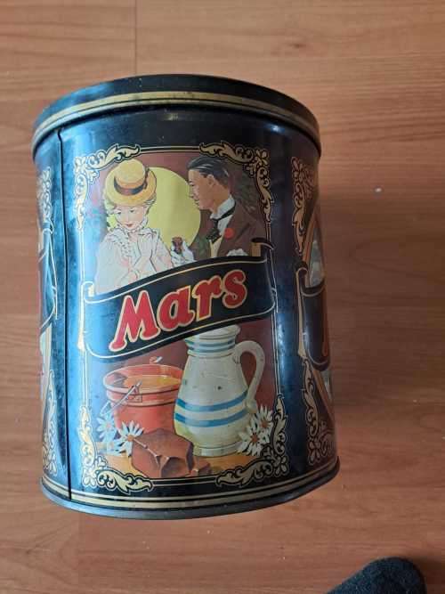 Antique Mars Bar tin Holland