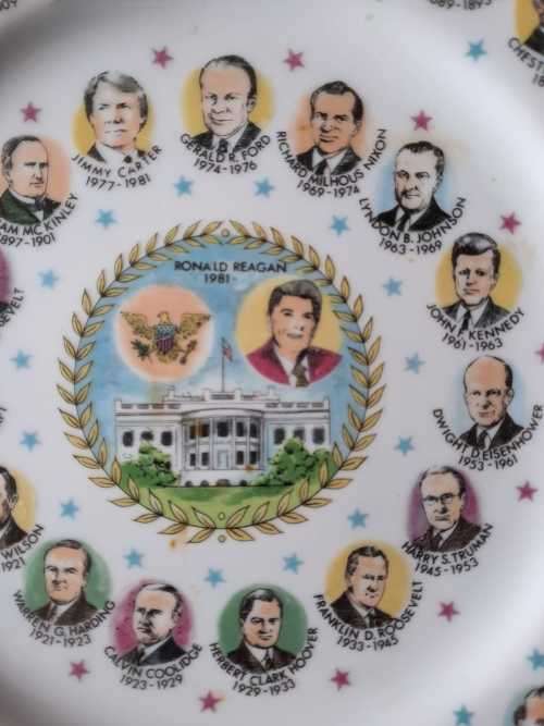 Commemorative Plate, American Presidents from Washington to Reagan