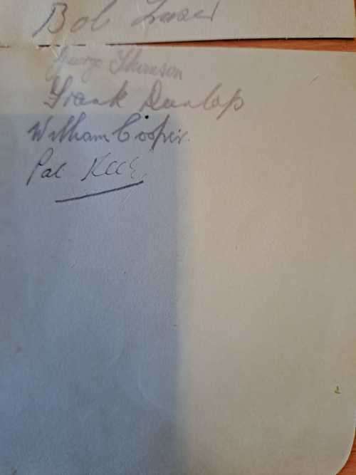 1937 Aberdeen Soccer Team in SA, 14 original autographs