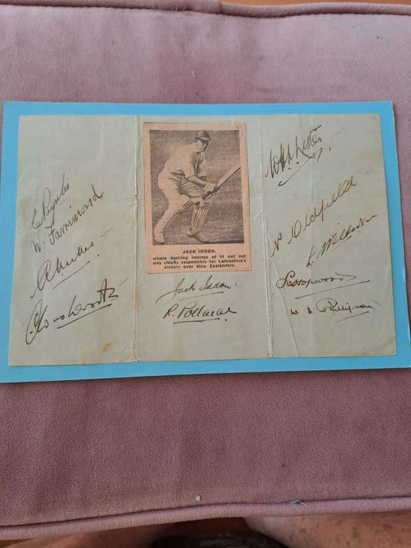 Lancashire Cricket team of the 1930/40`s 11 signatures