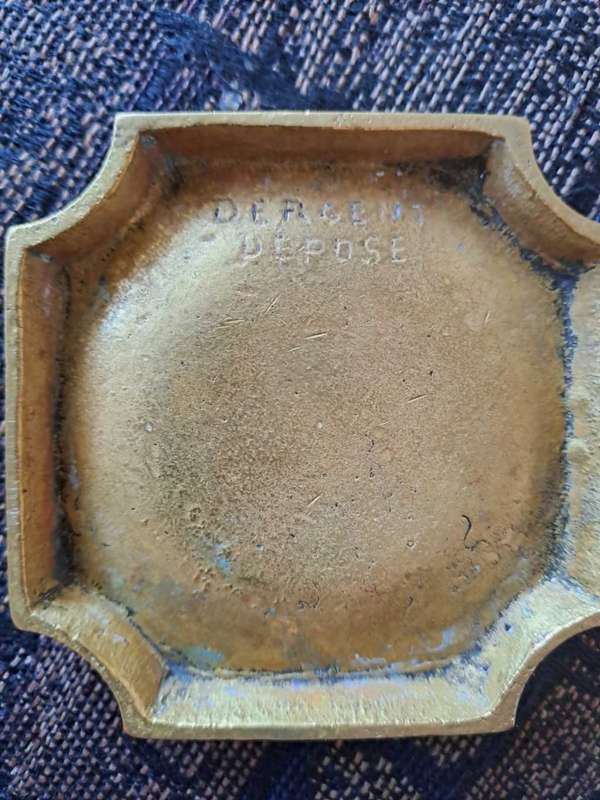 Belgian `Mannekin pis` solid brass ashtray, Hotel de Ville
