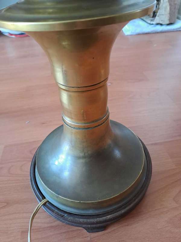 Large Oriental Brass Lamp with loose dome lid