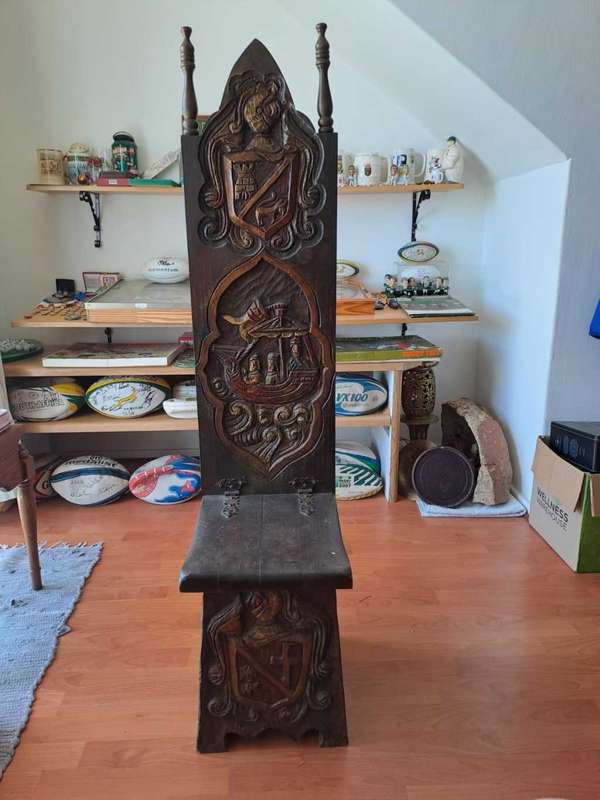 Old Commode with boat and coat of arms Motif