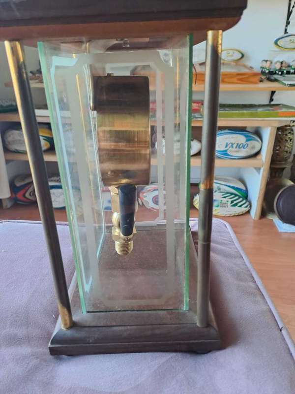 Beautiful gauge brass/copper clock