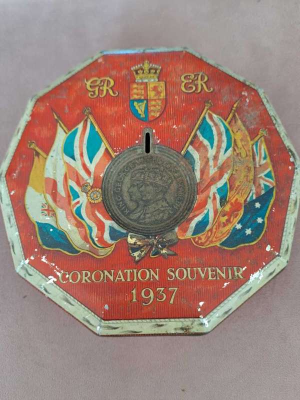 1937 Coronation Souvenir Tin