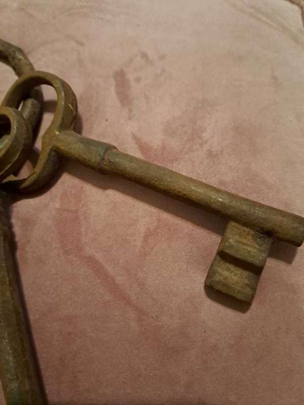 Antique, 4 x Jail Keys on Iron Ring, 18th or early 19th century