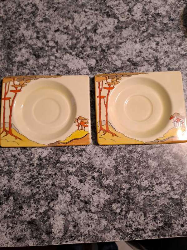 Clarice Cliff, very rare Art Deco, Beswick Royal Staffordshire Saucers, Bargain!!!
