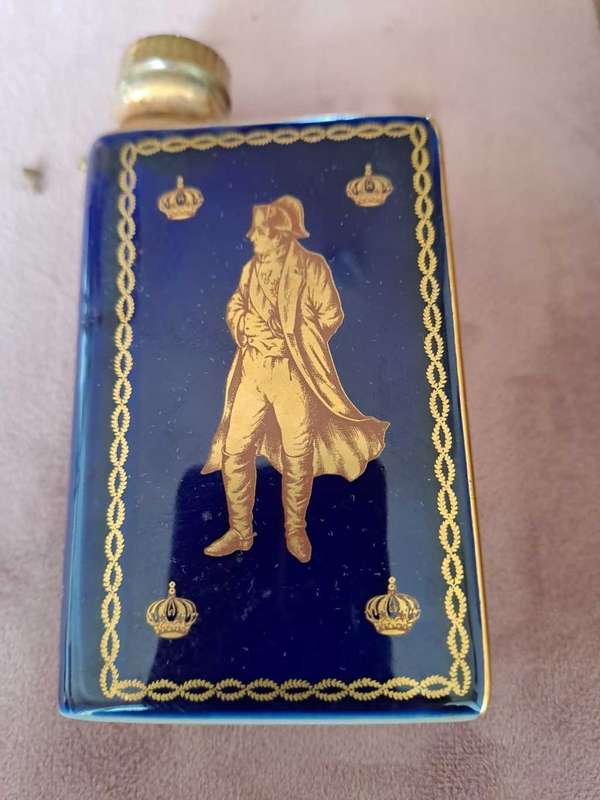 L/Edit Cognac Camus Napoleon porcelain decanter