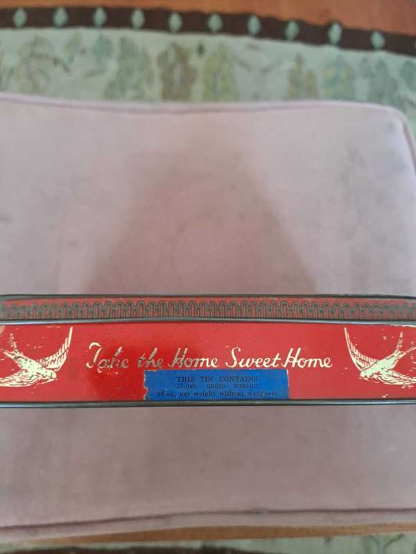 Antique Harry Vincent, Hunnington, England sweets tin, rare