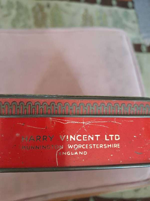 Antique Harry Vincent, Hunnington, England sweets tin, rare