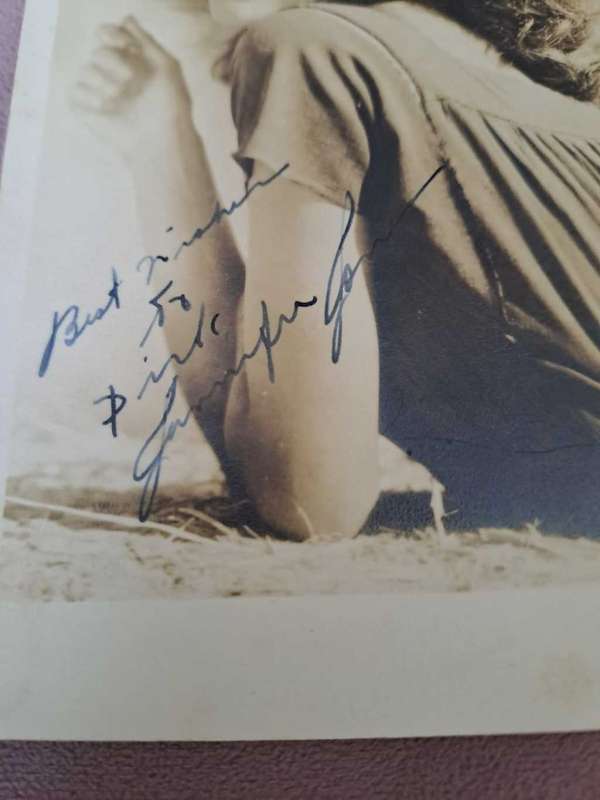 Jennifer Jones, Hollywood actress original signature