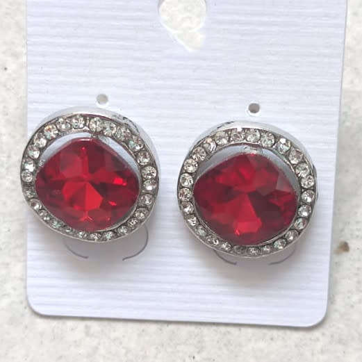 Elegant women's five earrings combo
