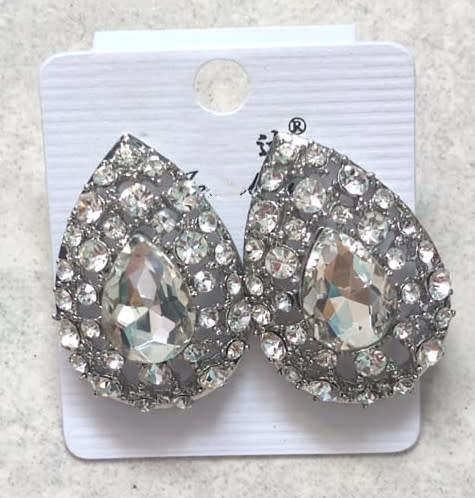 Elegant women's five earrings combo
