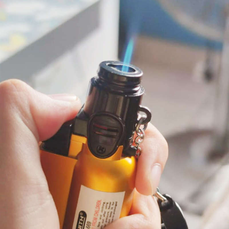 Ignite Lighter Gas Lighter Portable Lighter Windproof Random color