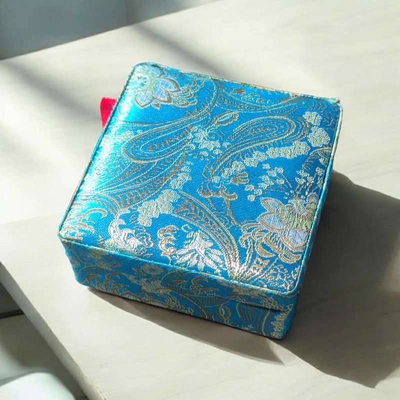 Antique Chinese Style Portable Storage Box Jewellry Box