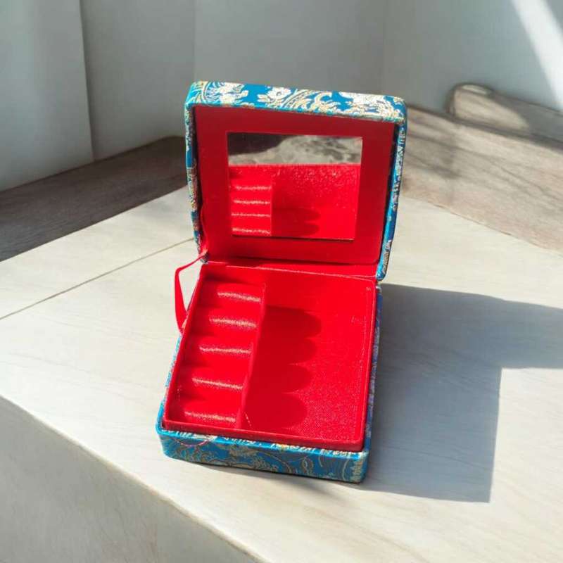 Antique Chinese Style Portable Storage Box Jewellry Box