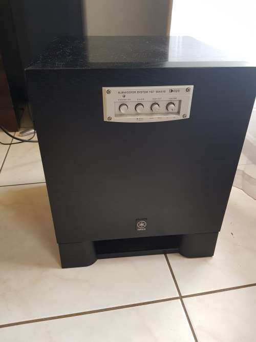 Yamaha Speaker Set (2x NS-777, 4 x NS-333, 1x NS-C444, 1x YST-SW515)