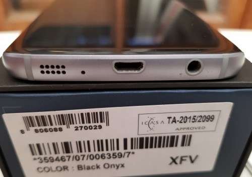 LIKE NEW! Samsung Galaxy S7 smartphone - Black Onyx