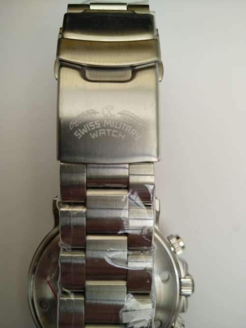 RARE! CX Swiss Military SEEWOLF l dive watch, Certified 1,000m depth Retail US$1,250 (+- R18,000)