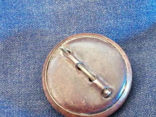 WW 1 Alf`s Button great find
