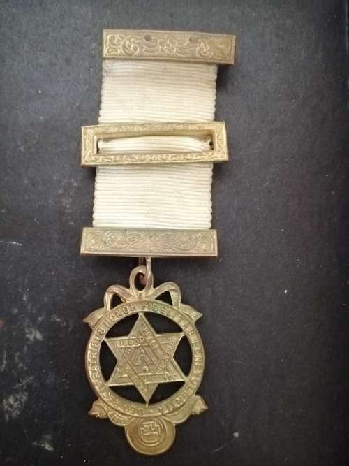 Freemason medal