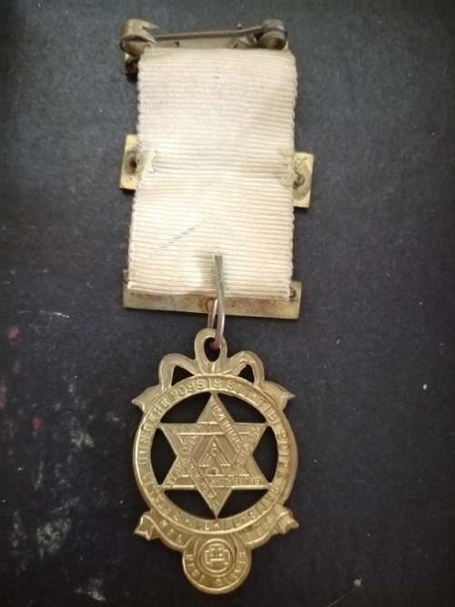 Freemason medal